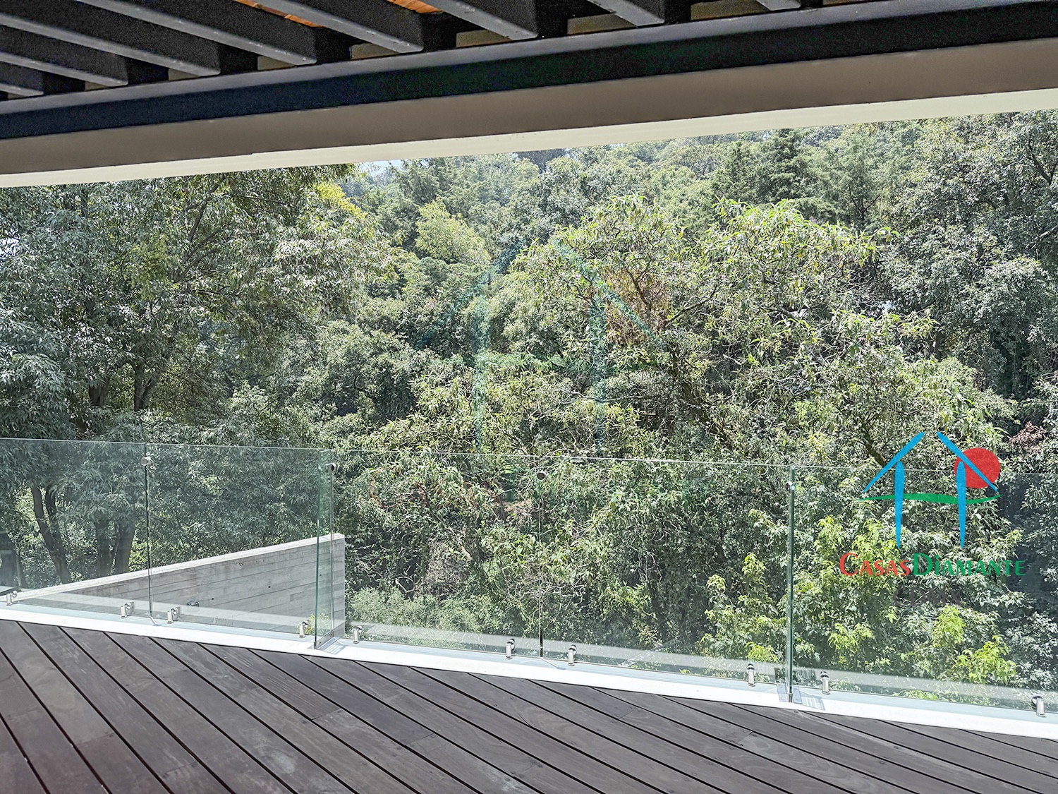 Las Aguilas Ursus BJB - Terraza 3